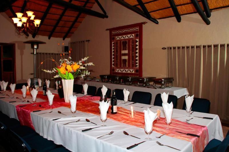 Cest Si Bon Hotel Otjiwarongo Exteriér fotografie