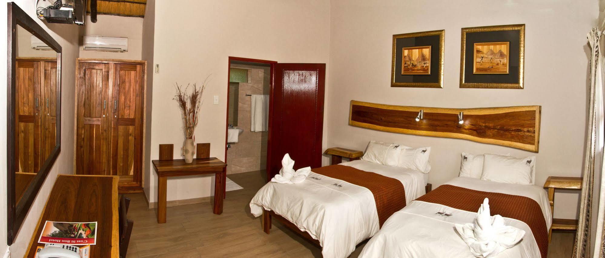Cest Si Bon Hotel Otjiwarongo Exteriér fotografie