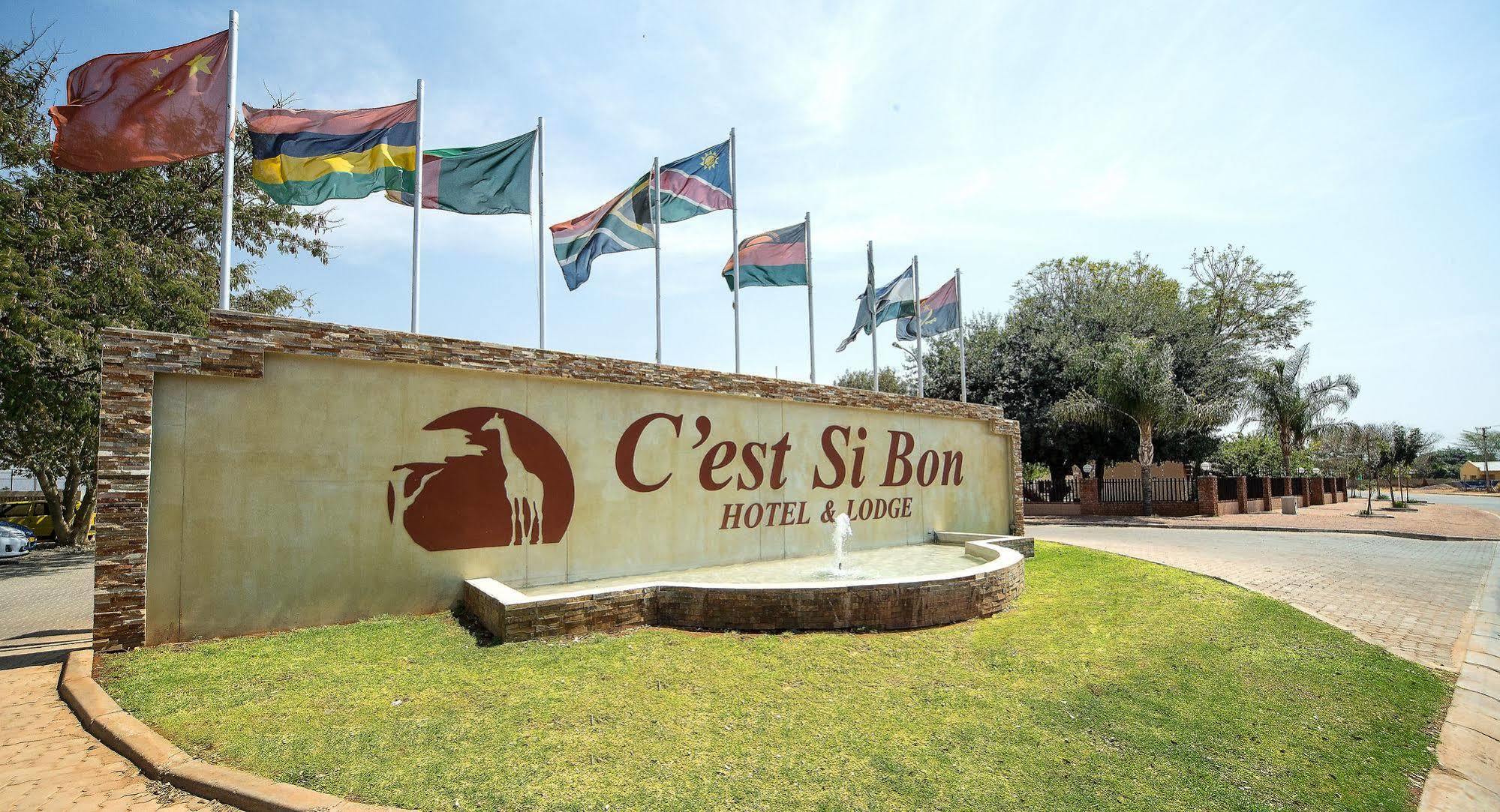 Cest Si Bon Hotel Otjiwarongo Exteriér fotografie