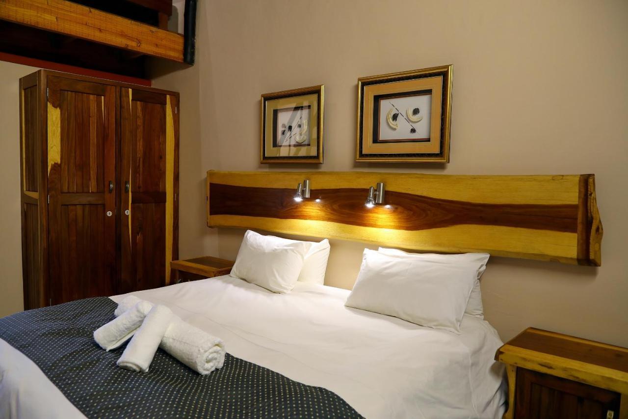 Cest Si Bon Hotel Otjiwarongo Exteriér fotografie