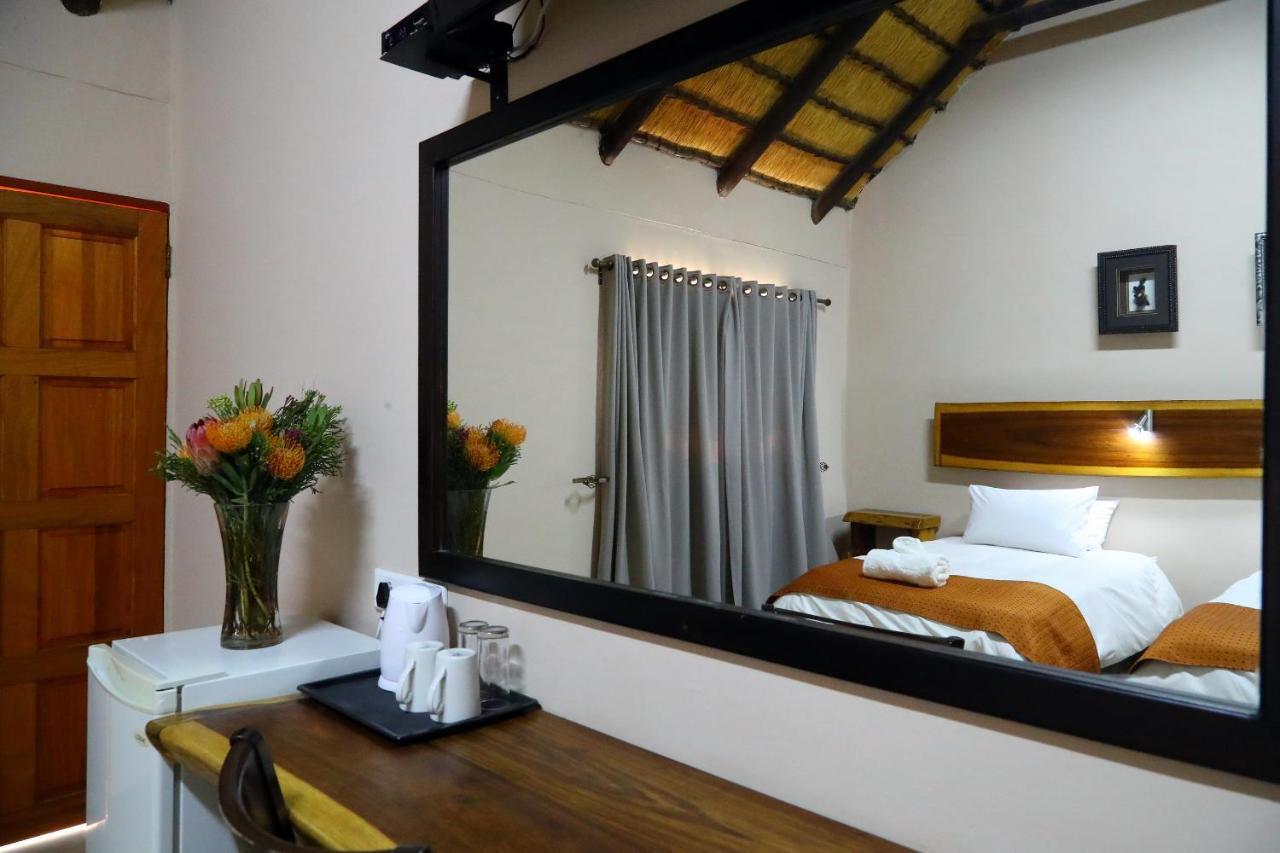 Cest Si Bon Hotel Otjiwarongo Exteriér fotografie