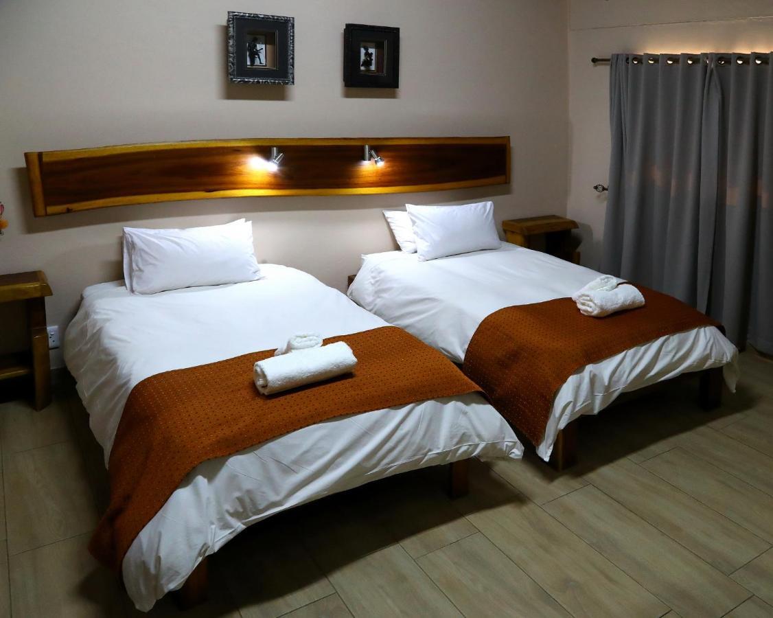 Cest Si Bon Hotel Otjiwarongo Exteriér fotografie